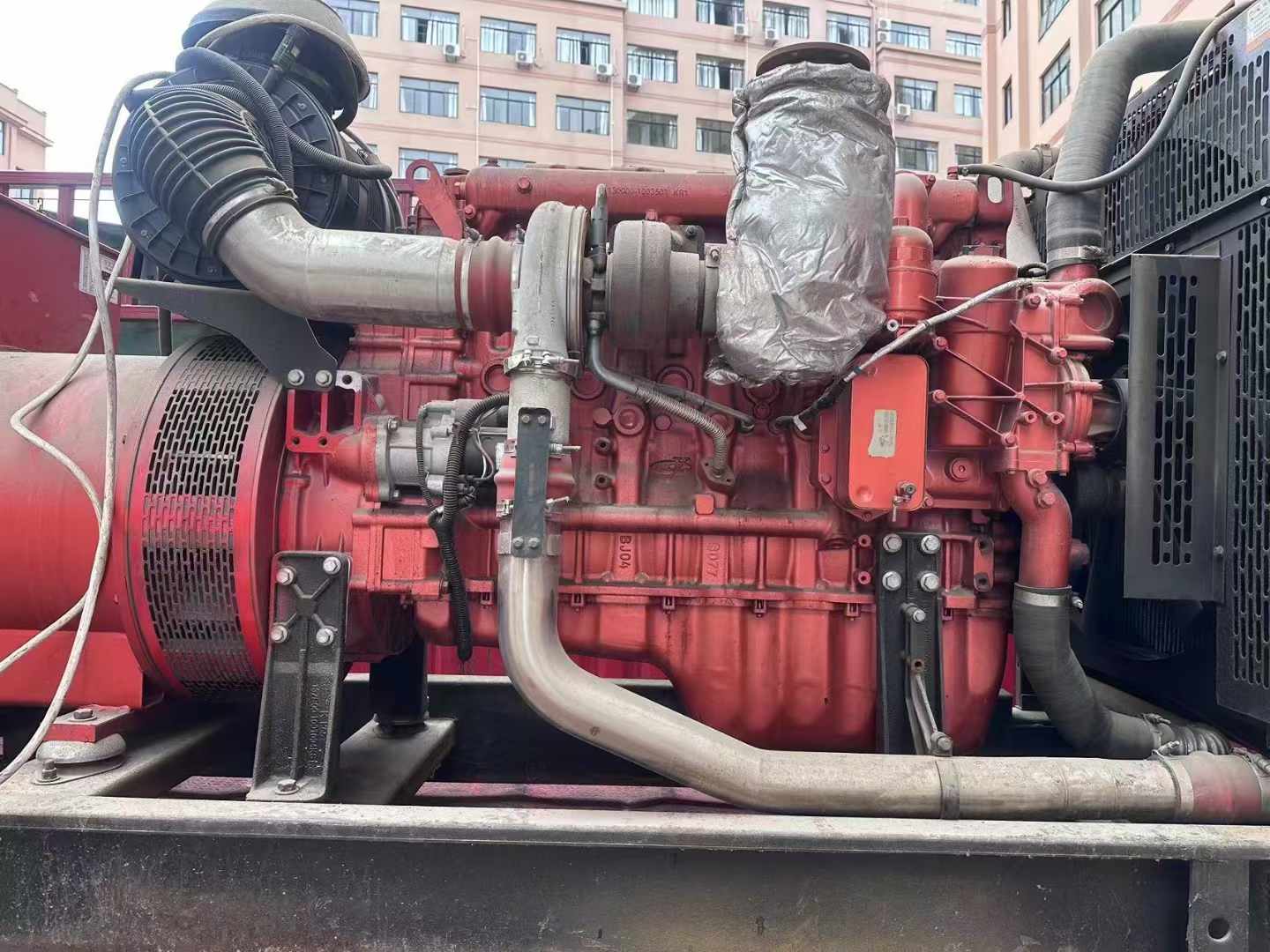 和静如何选择适合 600kW 柴油发电机组的过载保护器？
